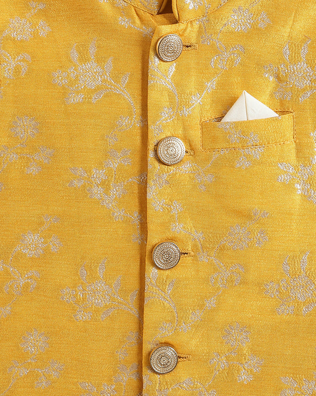 Inaayat Brocade 3 Pc Bundi Set