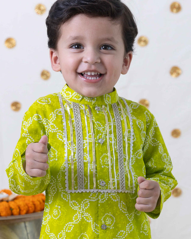 Boy Bandhani Print Cotton Kurta Set - Green